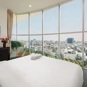 3* Отель Hold Amanda Boutique